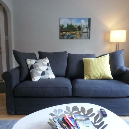 Beautiful, Clean, Quiet 2 Br-In Downtown Ottawa. Parking, Wifi And Netflix Included Apartment Luaran gambar