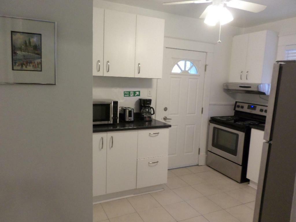 Beautiful, Clean, Quiet 2 Br-In Downtown Ottawa. Parking, Wifi And Netflix Included Apartment Luaran gambar